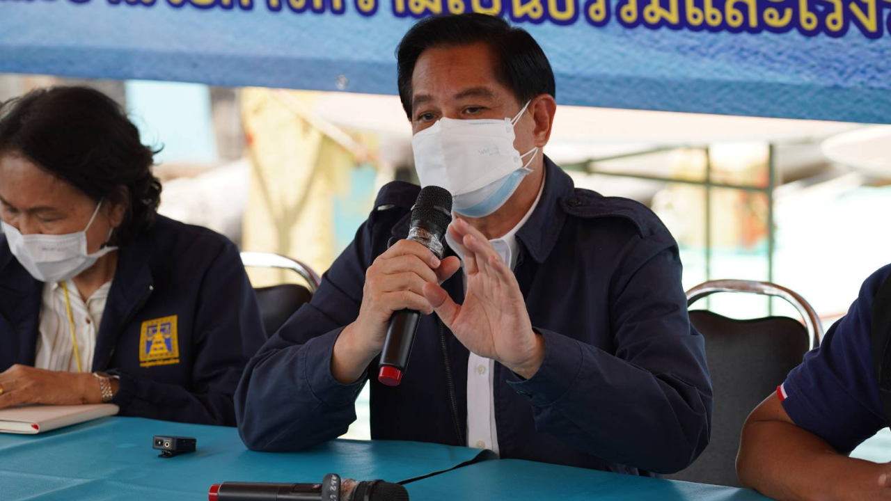 "ประมงแสมสาร" เฮ "พีระพันธุ์" ลุยปลดล็อก 3 ข้อ จี้ เร่งช่วยผู้ประกอบการ