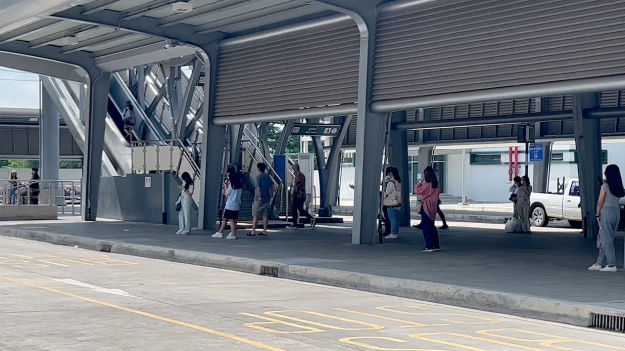 แถวนี้เจ้าถิ่นดุ ลุงแท็กซี่อ้างโดนรุมกระทืบจนสลบ หลังรับผู้โดยสาร BTS คูคต