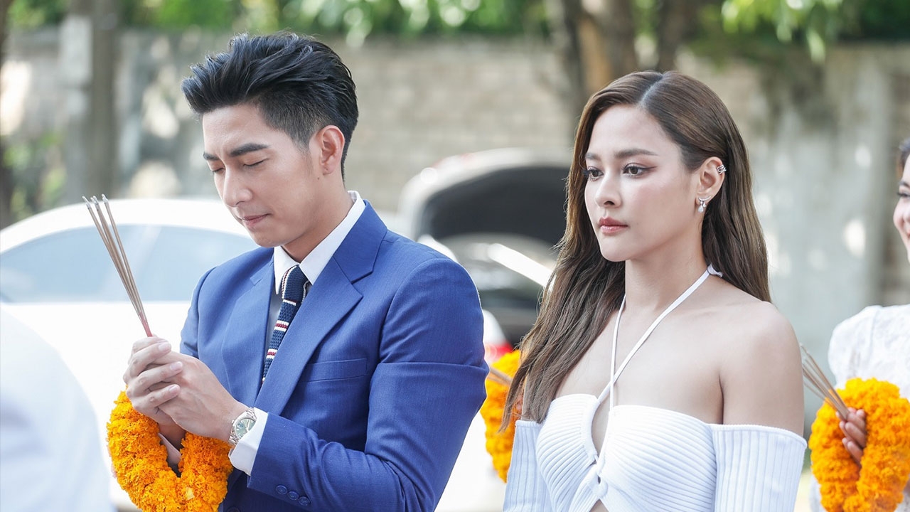 "โตโน่-ปุ๊กลุก" นำทีมนักแสดงบวงสรวง "วิวาห์ฟ้าแลบ" เริ่มตอนแรก 2 ส.ค.นี้