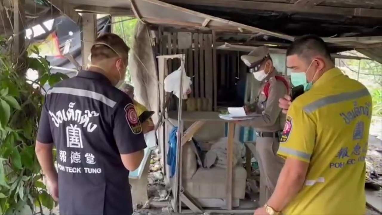 พบศพชายปริศนา ถูกรัดคอตายคาร้านก๋วยเตี๋ยวร้างที่บางพลี ตร.ส่งชันสูตรแล้ว