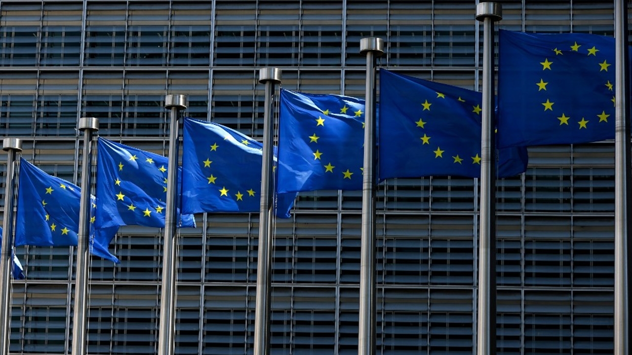 EU ตกลงลดใช้ก๊าซธรรมชาติ หลังรัสเซียลดส่งก๊าซผ่านท่อ ‘นอร์ดสตรีม 1’