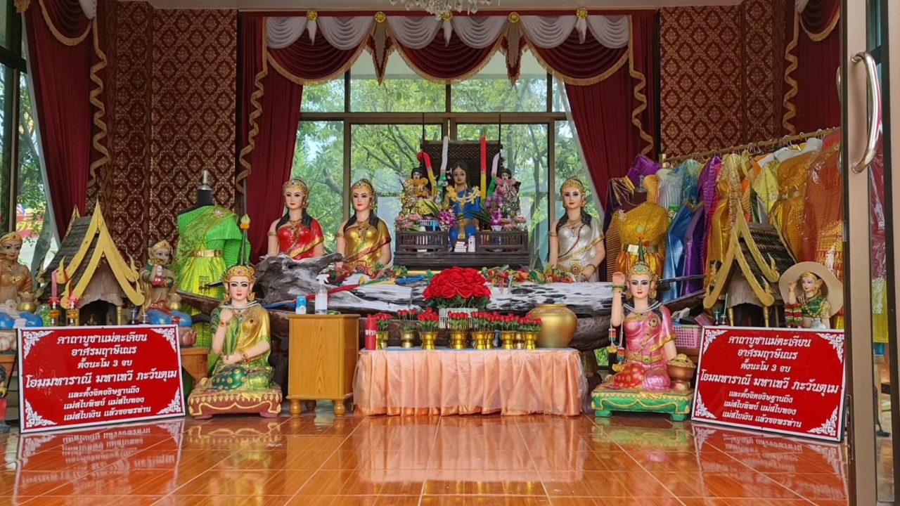 แก้บน "เจ้าแม่สไบเงิน-สไบทอง" คนดวงดีไม่พลาดส่อง "เลขเด็ด" ธูปมงคล