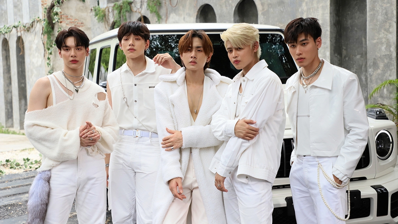 “LAZ1” อวดลุคใหม่สุดคูล เปิดตัวซิงเกิล “ถ้าจูบได้เพียงหนึ่งครั้ง (Last Kiss)”