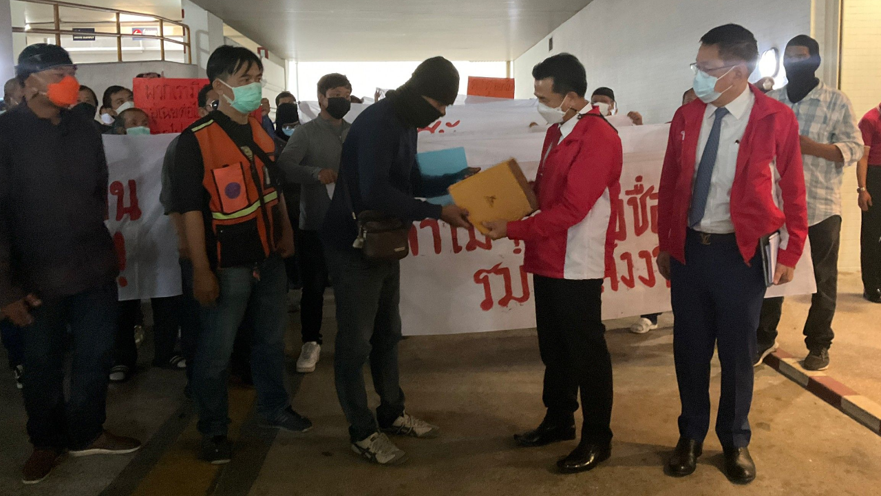 "ชลน่าน" แจงยิบ ซักฟอก ไร้ชื่อ รมว.พลังงาน เหตุ เน้นเด็ดหัว "บิ๊กตู่" 