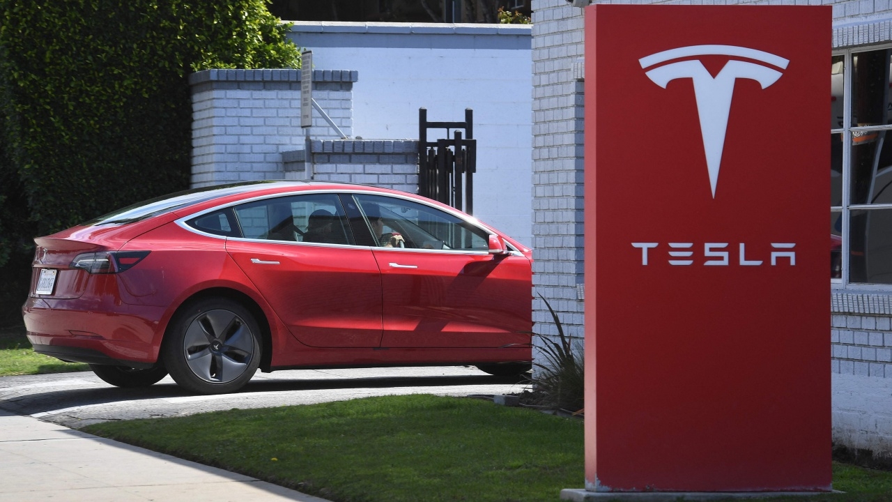 สหรัฐฯ เผยรถควบคุมอัตโนมัติเกิดอุบัติเหตุถี่เกือบ 400 ครั้งในรอบ 10 เดือน