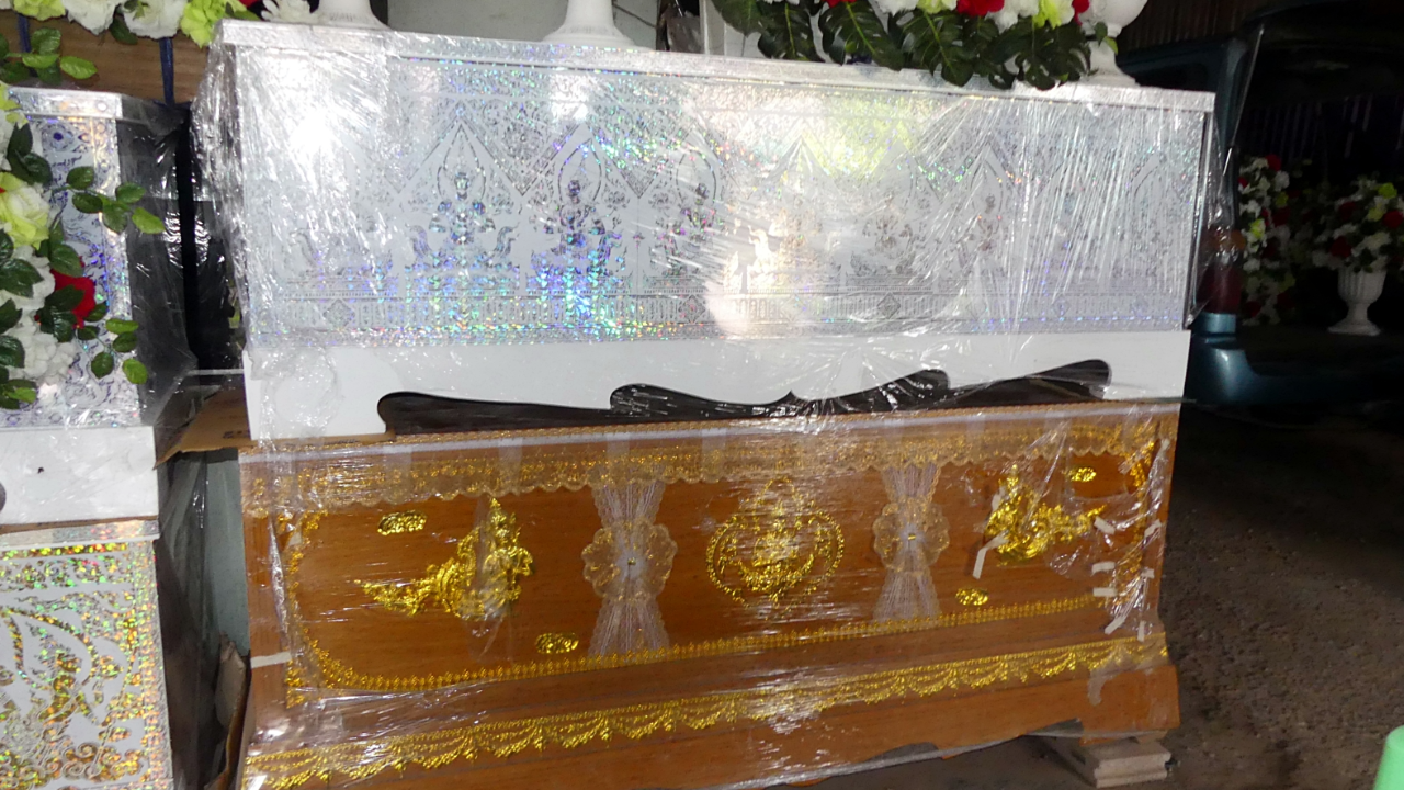 "น้ำมันแพง" เดือดร้อนยันผี ผู้ประกอบฯปรับขึ้นราคา "โลง-ยันถ่านเผาศพ" 