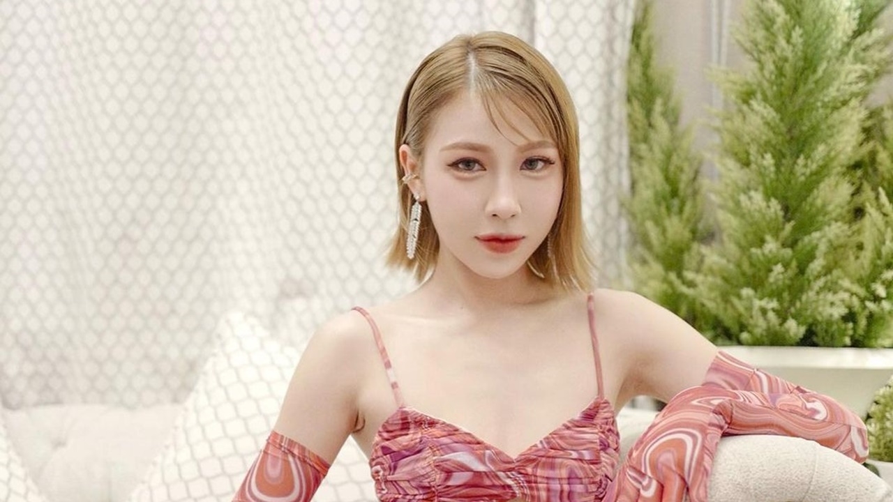 แอปเปิ้ล ระบายเรื่องครอบครัวที่เก็บมานานนับสิบปี ทุกอย่างเปลี่ยนไปแล้ว