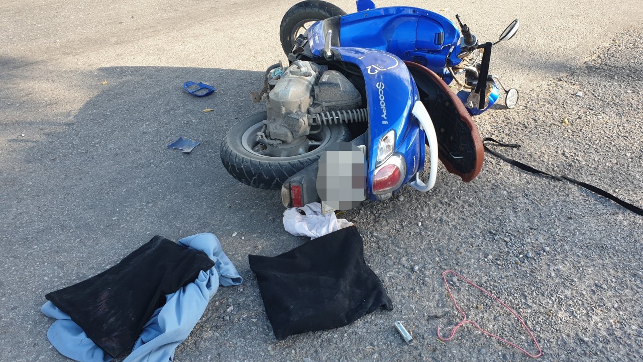 เศร้า สาวพาณิชย์ประจวบฯ ไปไม่ถึงวิทยาลัย จยย.ซ้อน 2 ชนสิบล้อตาย 1 สาหัส 1