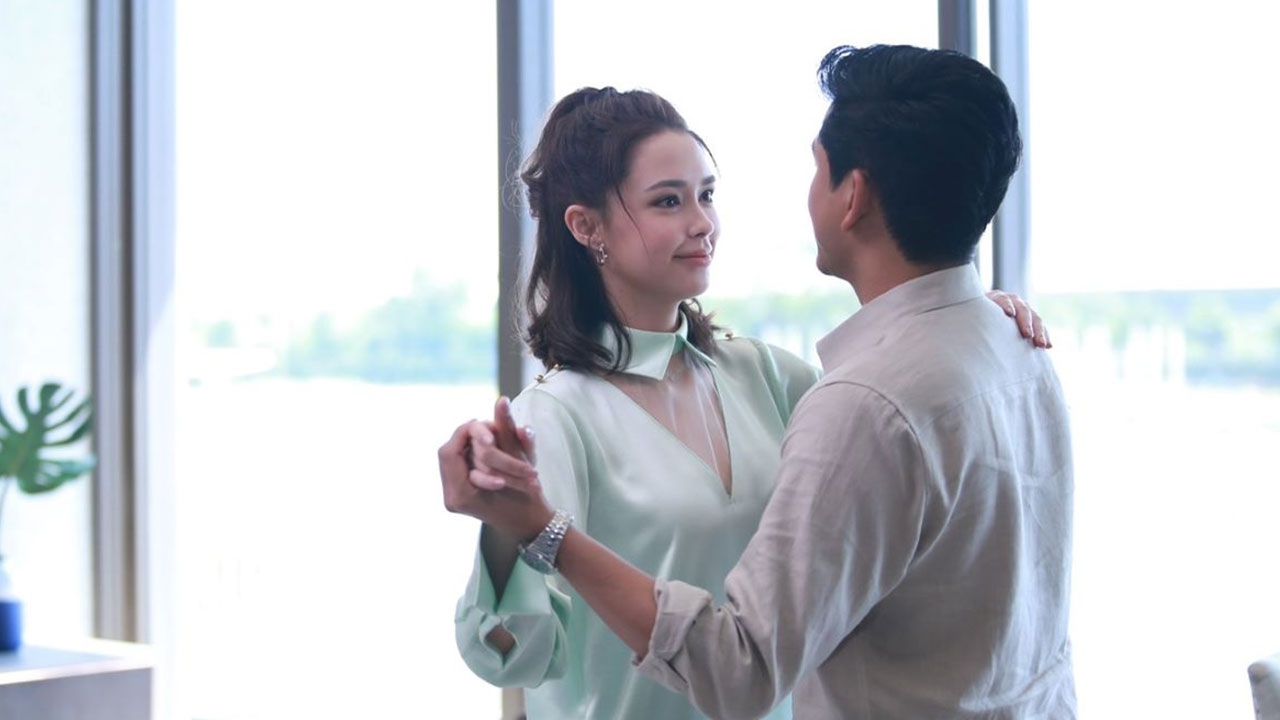 "คู่เวร" ทำคนดูอินจัด ล่าสุดช็อก "แพทริเซีย-ป๋อ" ตกลงคบกันแบบสายฟ้าแลบ