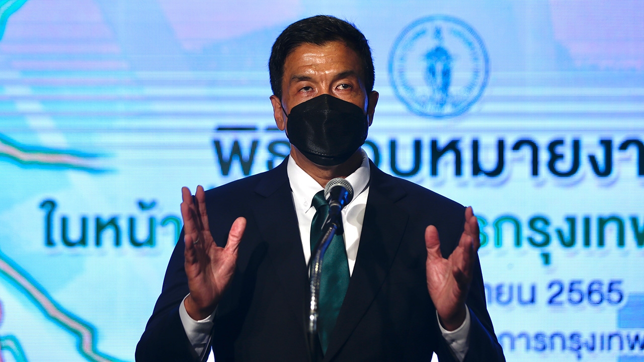 ยิ่งทำงานยิ่งได้ใจประชาชน