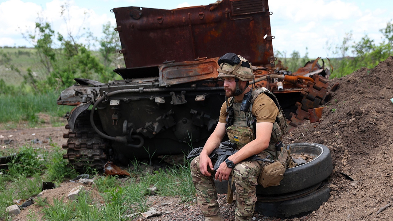 ยุทธการตีโอบพิชิต “เมืองแฝด”