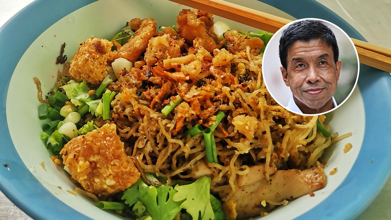 ตามรอยชัชชาติ ชิม “คั่วไก่ป้าเพียร” ร้านในตำนานย่านวัดราชบพิธฯ