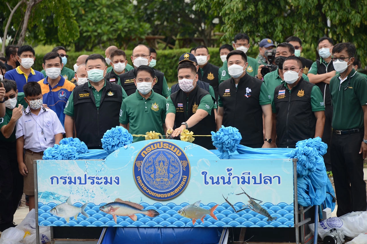 "วราวุธ" เดินหน้าแก้วิกฤติโลกร้อนจัดกิจกรรม "เพิ่มพื้นที่สีเขียว ลดวิกฤติโลกร้อน สู่เมืองคาร์บอนต่ำ"
