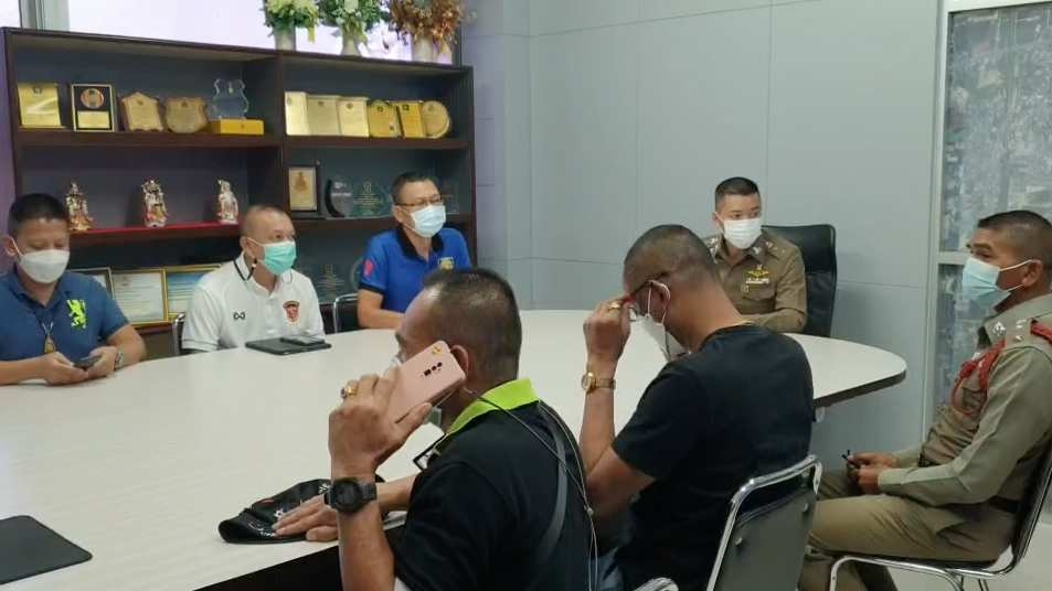 ตร.ชะอำเร่งสืบหาเบาะแสคนร้ายกระหน่ำแทงยาย 75 ตายคาบ้าน มุ่งปมชิงทรัพย์