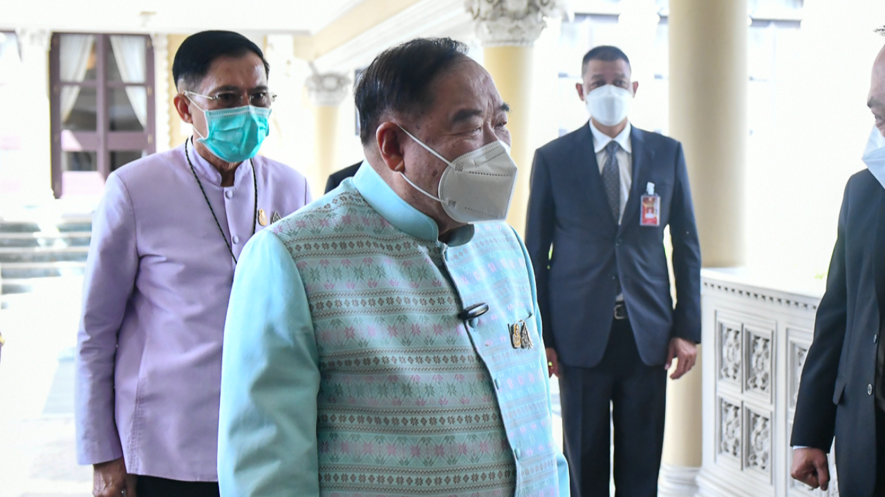 “บิ๊กป้อม” ยันไม่ปล่อยพลังประชารัฐ ฟรีโหวตสูตรคำนวณ ส.ส.ปาร์ตี้ลิสต์