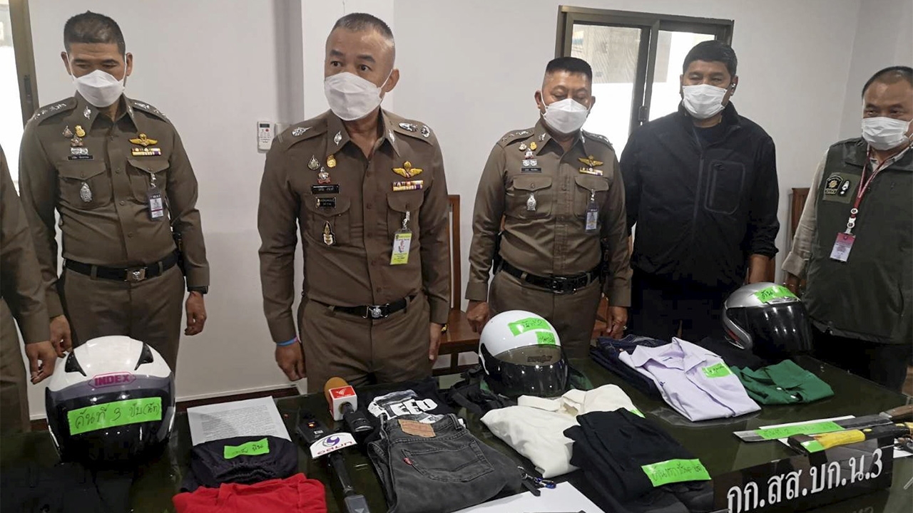 จับ 8 โจ๋นักเลง ขวานฟันอริ คลิปอุกอาจกลางกรุง โดนข้อหาพยายามฆ่า