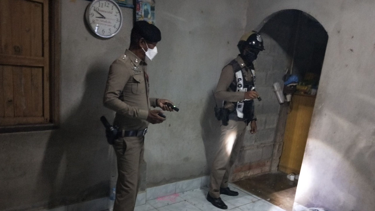 "แค้นแทนลูกสาว" พ่อตาสุดเหี้ยม ควง 9 มม.ซัลโวอดีตลูกเขยพรุนดับคาบ้าน