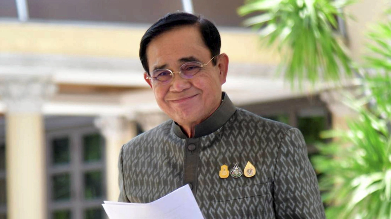 ติดเชื้อโควิดแนวโน้มขยับขึ้น นายกฯ ขอยังทำมาตรการ สธ. ย้ำรักษาฟรีตามสิทธิ