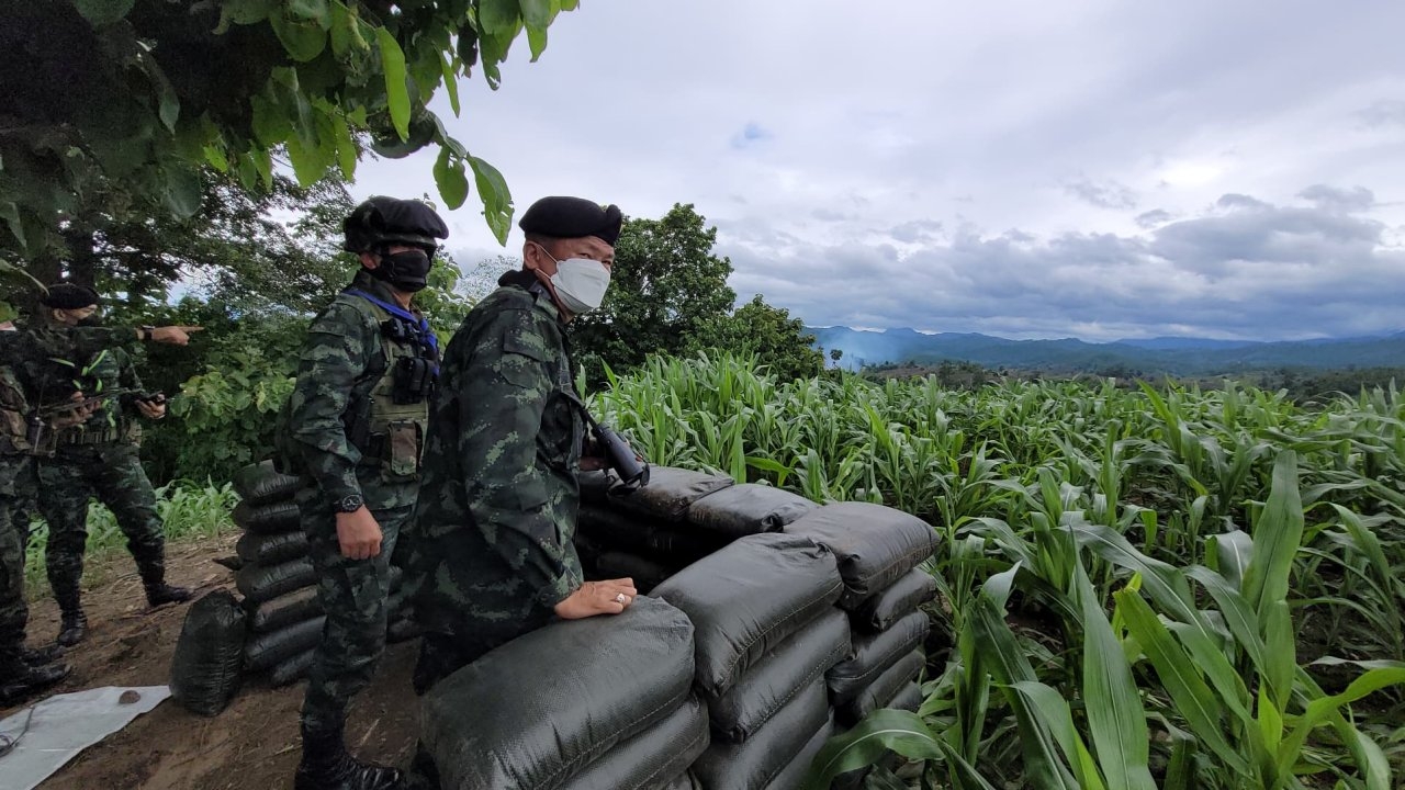 ผบ.กองกำลังนเรศวรตรวจชายแดนพบพระ สั่งรักษาอธิปไตยทุกด้าน เมียนมาขอโทษไทย