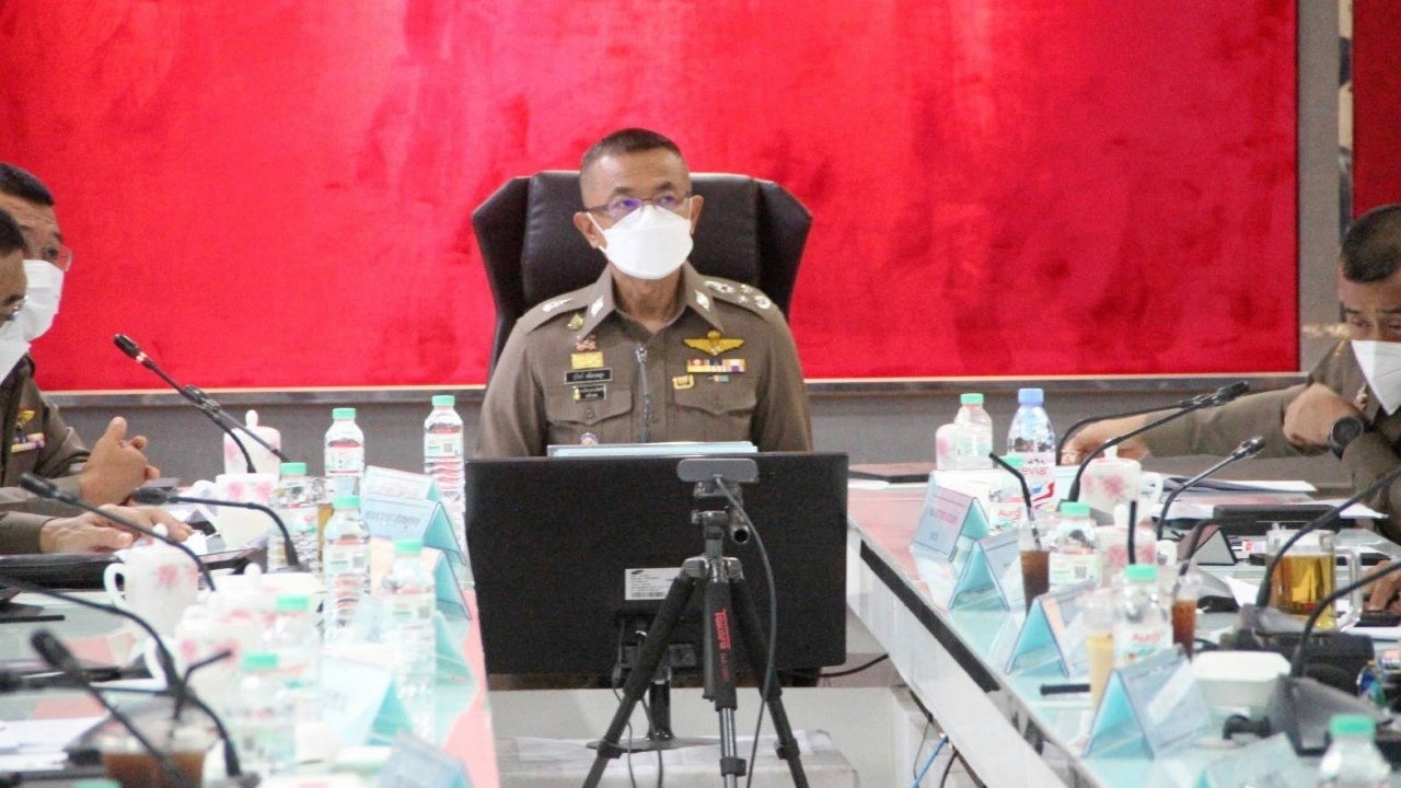 ผบ.ตร.งัดข้อกฎหมาย สกัดกัญชาเสรี “วิษณุ” ตั้งบอร์ดพิจารณา ถูก-ผิด