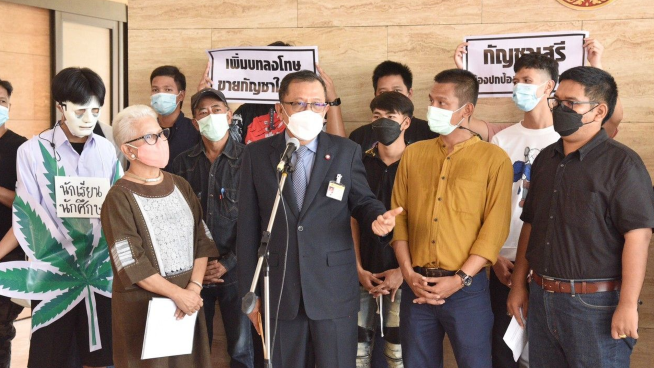 ยื่น กมธ.กัญชา ป้องกลุ่มเปราะบาง ศุภชัย ยัน กฎหมายมุ่งประโยชน์ประเทศ-คนไทย