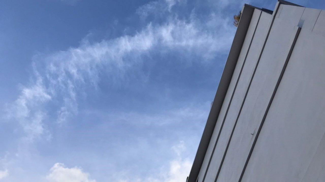 หนุ่มออสซี่วัย 19 พลัดตกชั้น 6 โรงแรมย่านป่าตอง กระแทกหลังคาดับคาที่