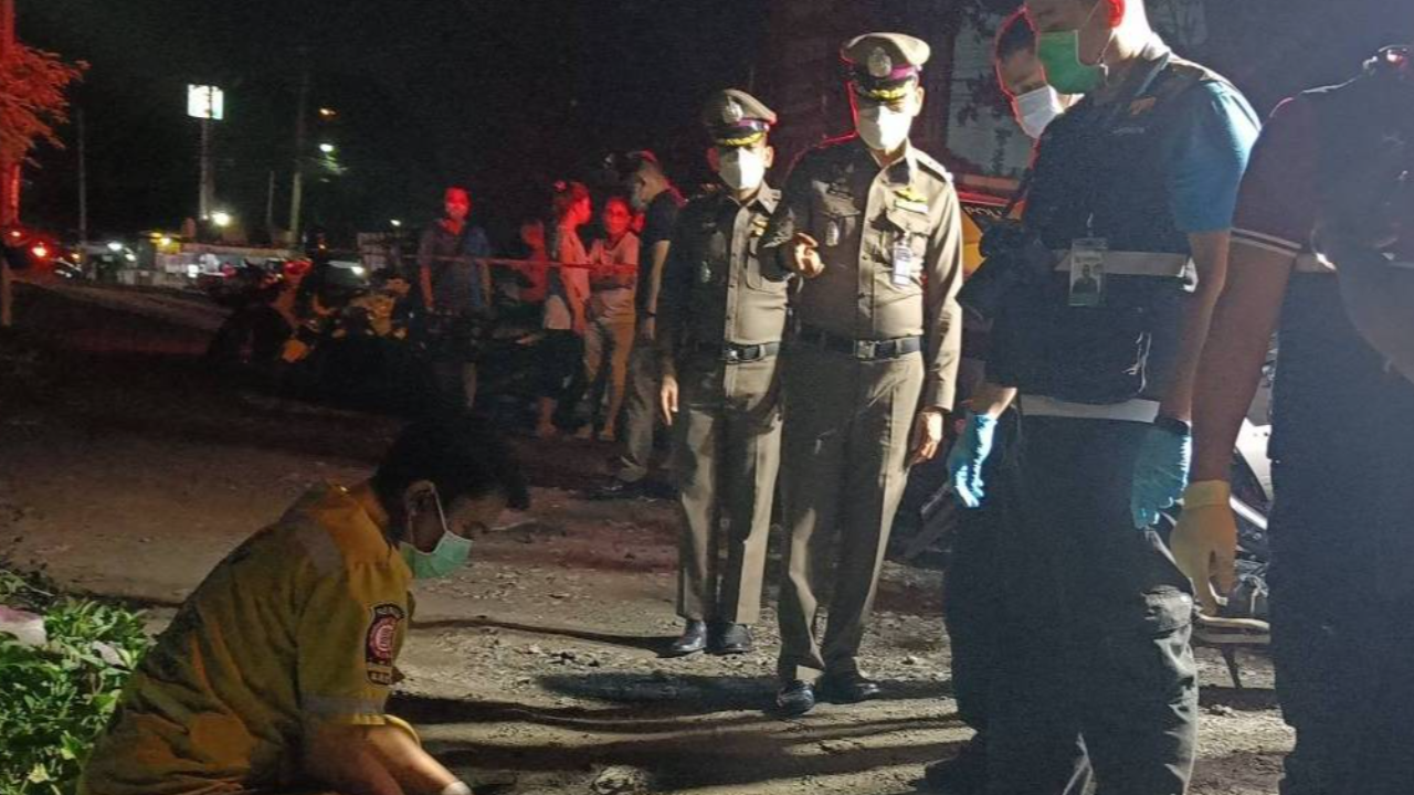 โจ๋ควบ จยย.ซ้อน 3 เที่ยว จ๊ะเอ๋แก๊งอริ-ถูกยิงสวนดับ 1 ย่านลาดกระบัง