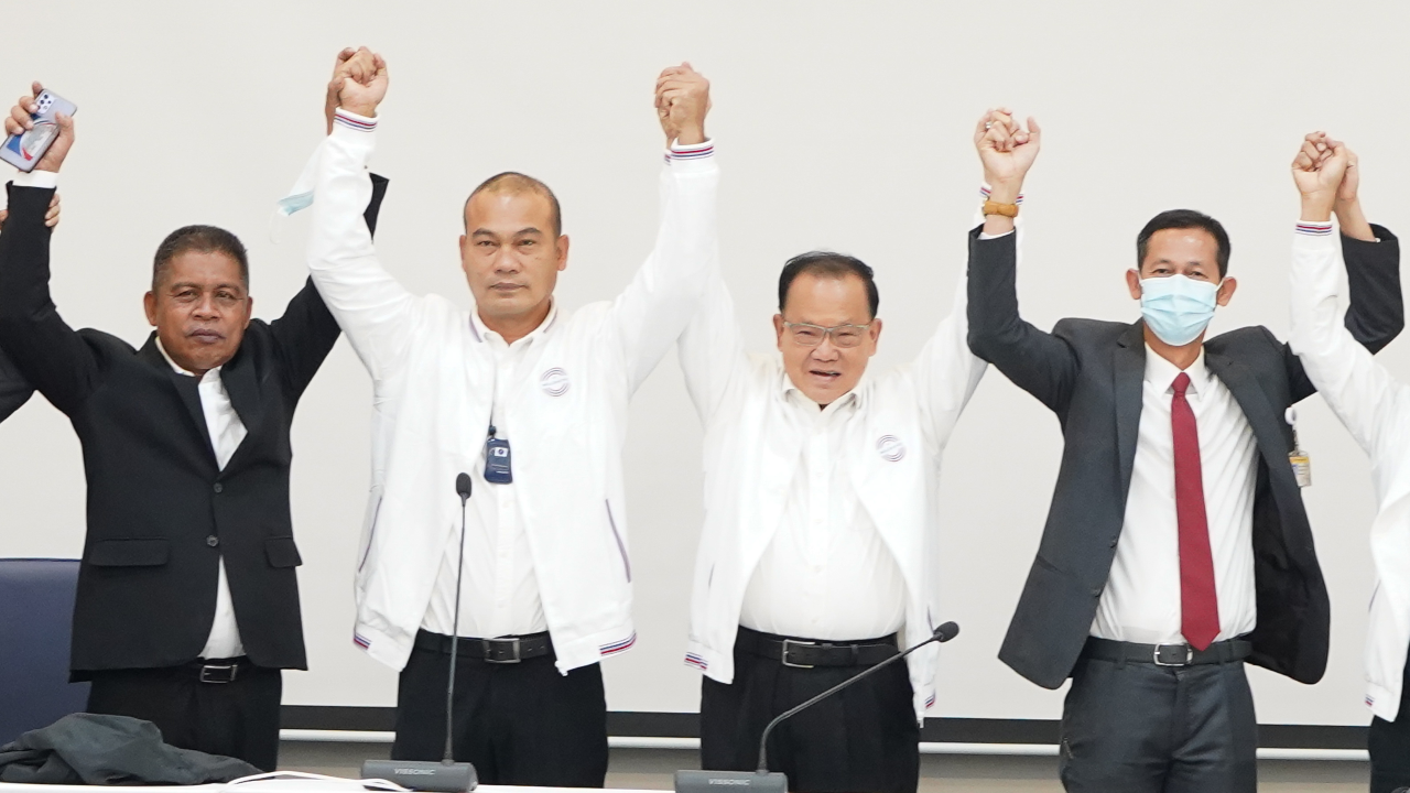 พปชร. เปิดตัว “สุนทร รักษ์รงค์” ลงชิงเก้าอี้นครศรีธรรมราช หลังอกหลังจากปชป.