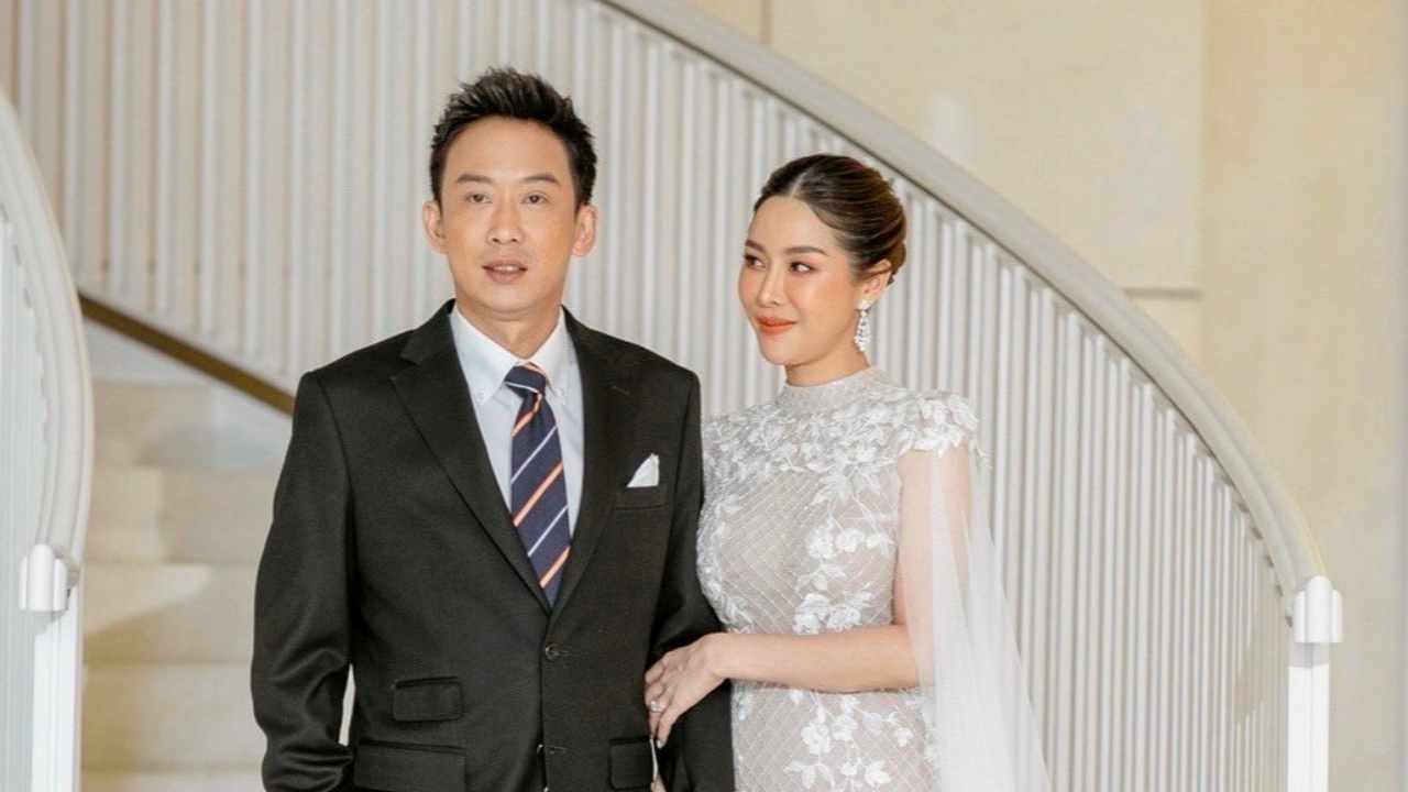 วิวาห์เงียบ “โอ๊ค” ซุ่มแต่งงาน “ทักษิณ-ยิ่งลักษณ์” วิดีโอคอลข้ามประเทศร่วมยินดี