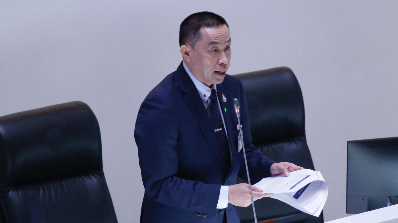 "ศักดิ์สยาม" รอ "ชัชชาติ" ปมรถไฟฟ้าสายสีเขียว ชี้เรื่องชำระหนี้ ยังสรุปอะไรไม่ได้