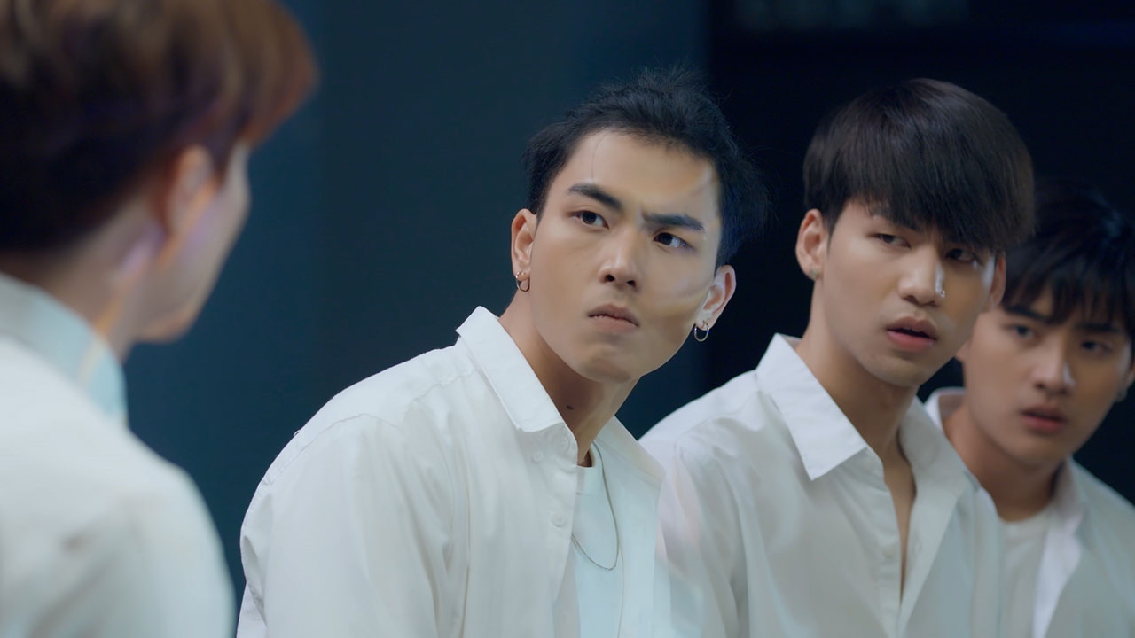 ฟลุ๊ค-เอิร์ธ ปะทะฝีปาก เปิดฉากอลหม่าน ซีรีส์ "แอบจองรัก My Secret Love The series"