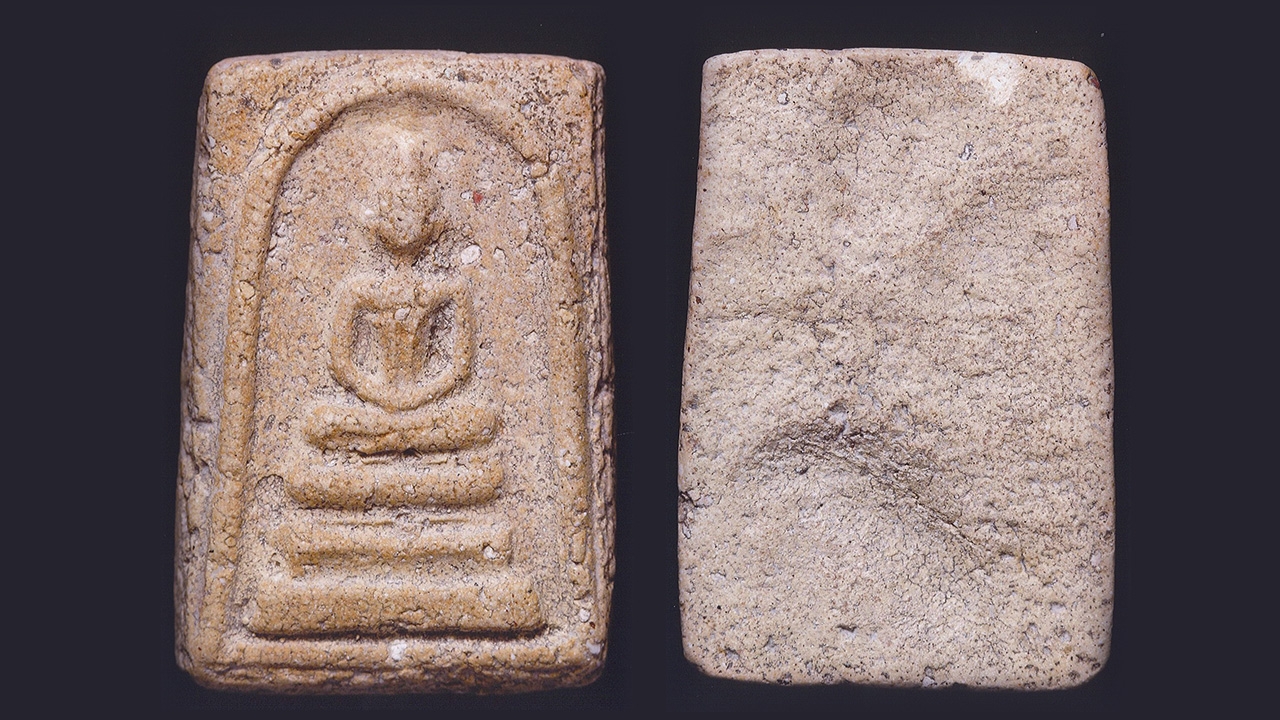 เส้นสังฆาฏิเกศบัวตูม