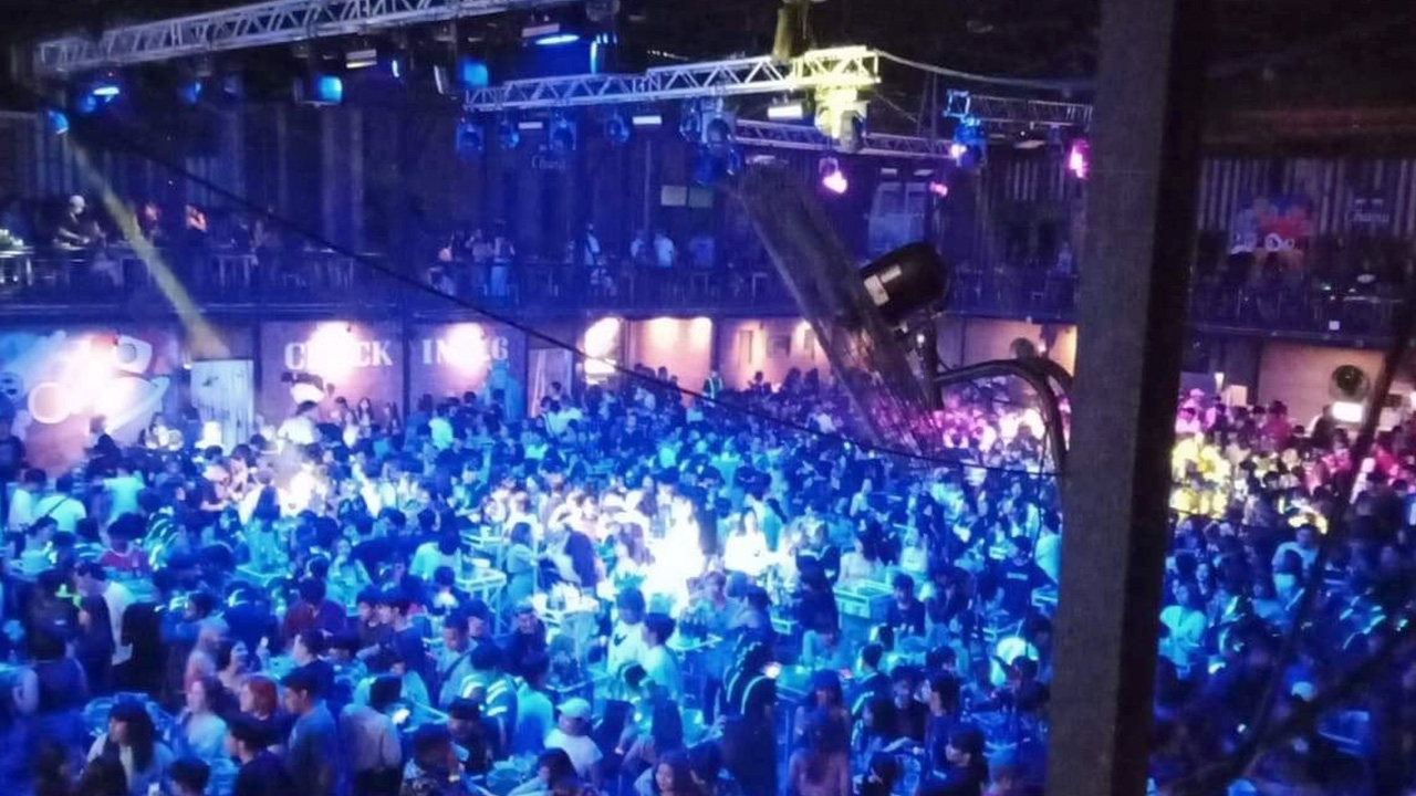 ชาวบ้านร้องสื่อ ร้านเหล้าเส้นใหญ่ คลองหก ปล่อยนักเที่ยวมั่วสุม เปิดเกินเวลา