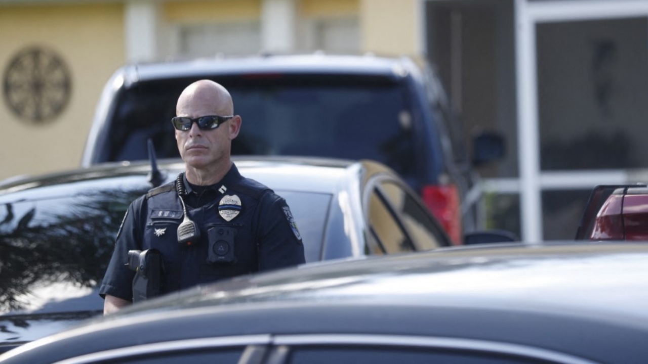 เด็ก 10 ขวบในฟลอริดาโดนจับ เล่นพิเรนทร์ขู่กราดยิงในโรงเรียน