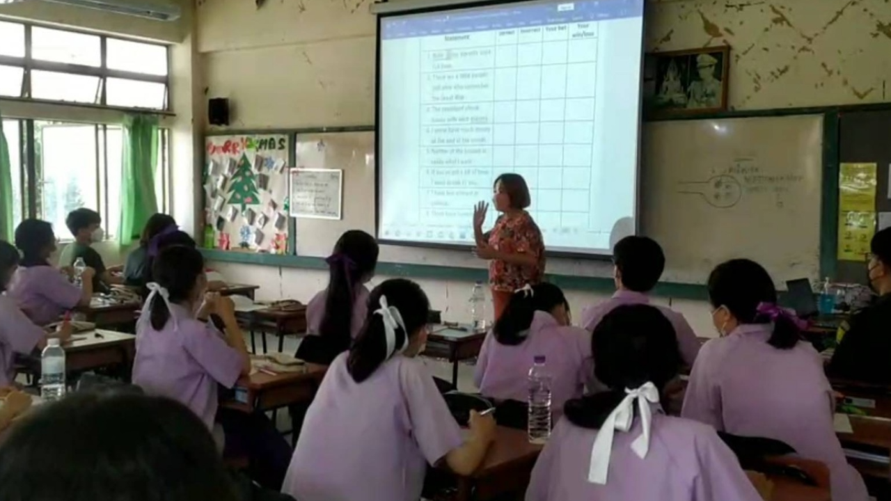 ชื่นชมโรงเรียนปัว ให้ความสำคัญลูกศิษย์ที่ "สอบติด" ทุกคณะเท่าเทียมกัน