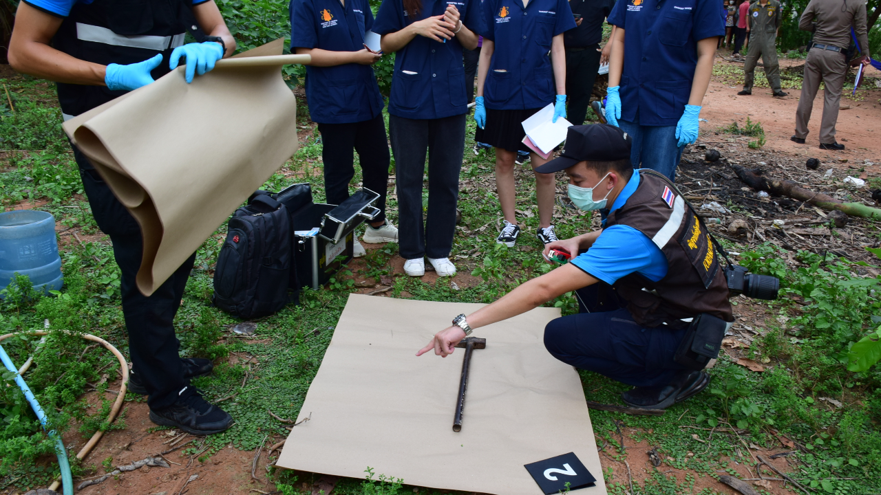 รวบมือขวานโหด ทุบหัวโจทก์เก่าดับ หลังทะเลาะงานบั้งไฟ ชนวนหักปมที่ดิน