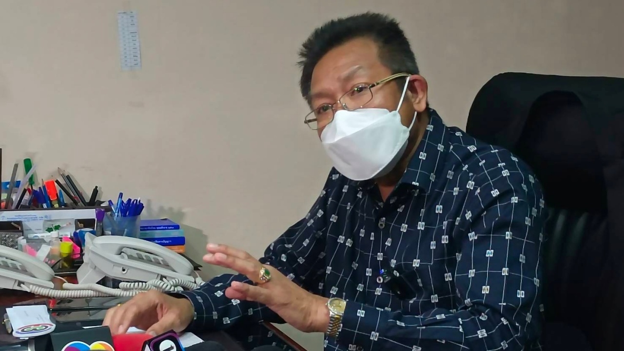 ความเห็นทางคดีไม่ตรงกัน "ทนายเดชา" ประกาศถอนตัวคดี "แตงโม นิดา" แล้ว 