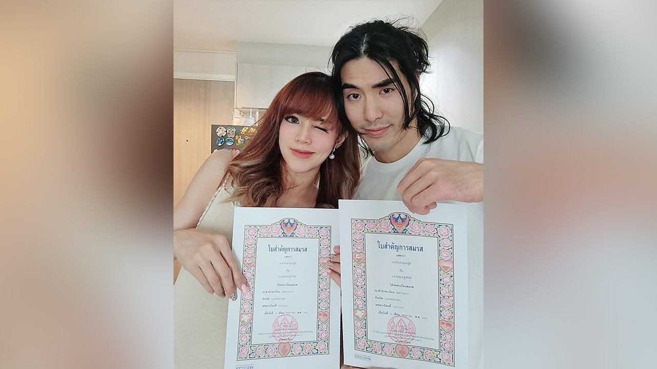 แนนนี่ เกิร์ลลี่เบอร์รี่ ควงสามีจดทะเบียนสมรส เปลี่ยนชื่อเป็น “ภัสสณันฐ์”