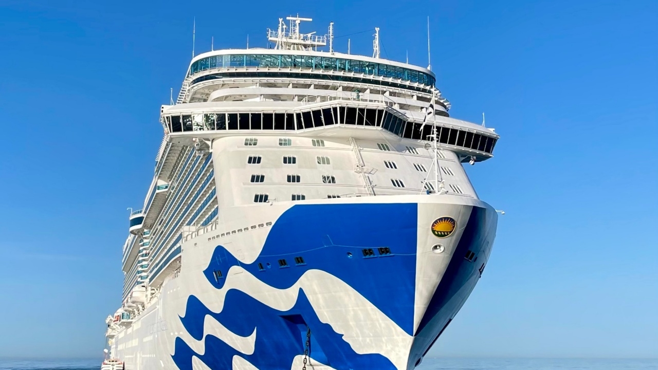 รับสมัครงานกว่า 1,000 อัตรา ทำงานบนเรือสำราญ รายได้สูงสุด 1 แสนต่อเดือน