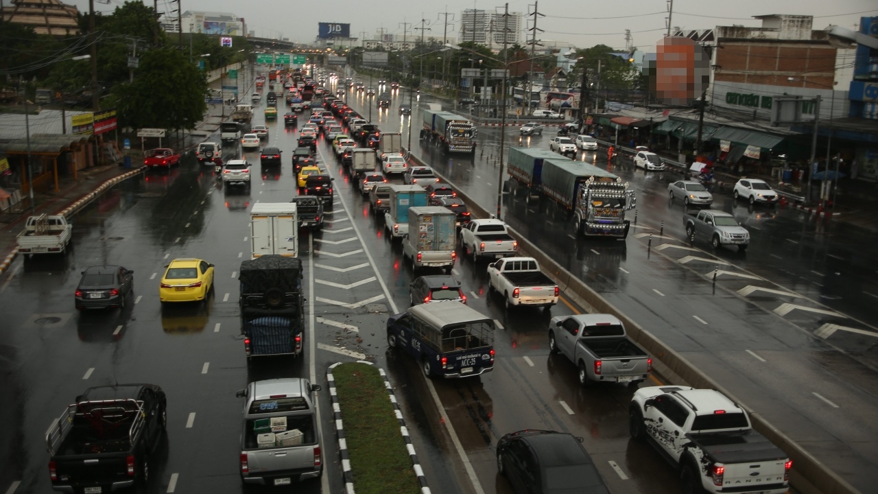 สภาพอากาศวันนี้ ไทยฝนน้อยแต่ยังมีฟ้าคะนอง ส่วนมากเกิดฝั่งตะวันตก