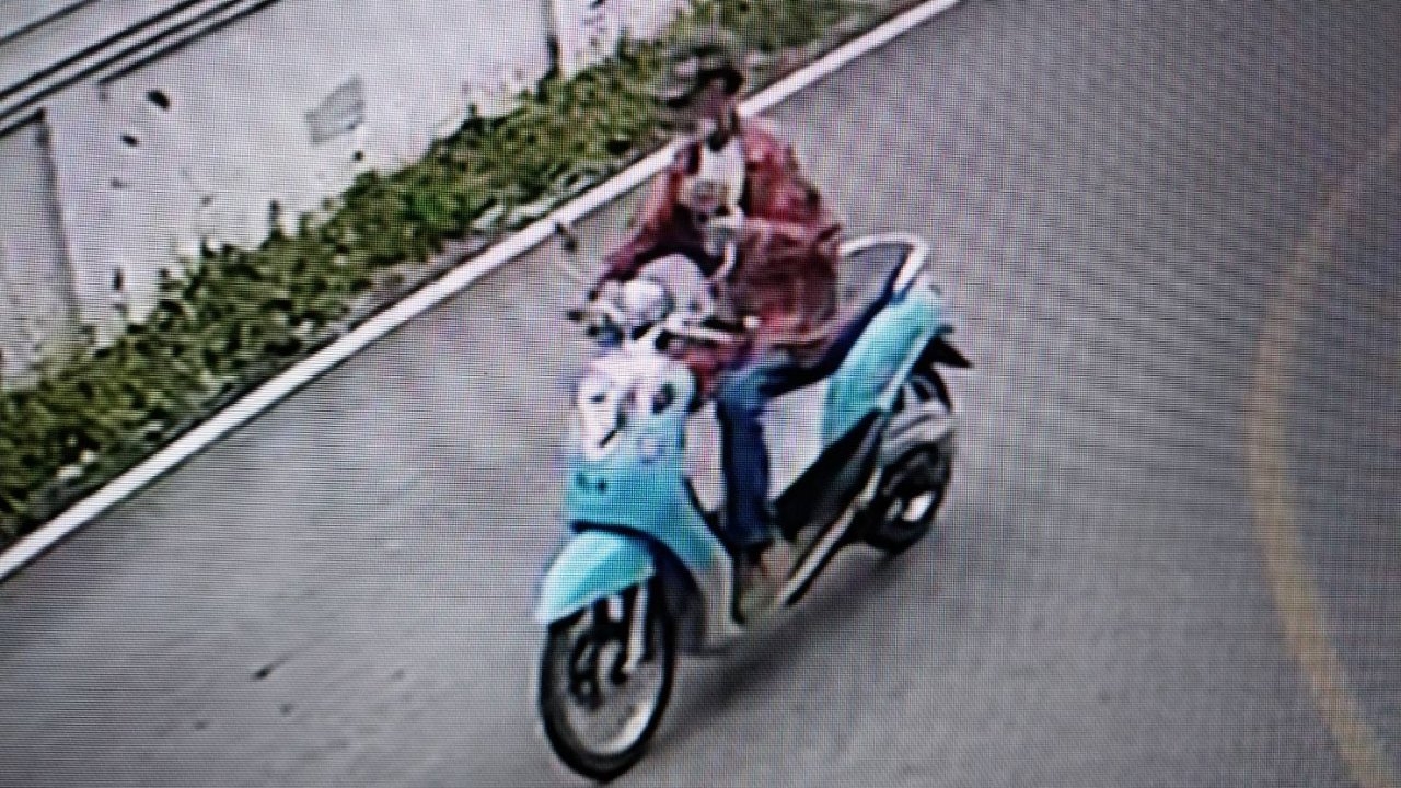 ตร.ดอยสะเก็ด เร่งล่าตัวเฒ่า 71 แทงกิ๊กสาววัย 40 ดับ เกรงจะตายหนีความผิด