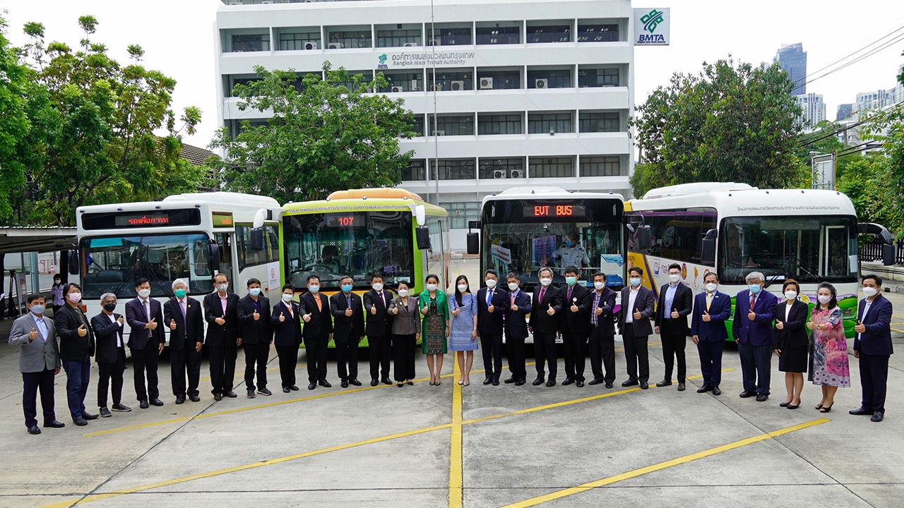 รถโดยสารไฟฟ้า “EV BUS” สาธารณะลดโลกร้อนชุดแรกฝีมือคนไทย