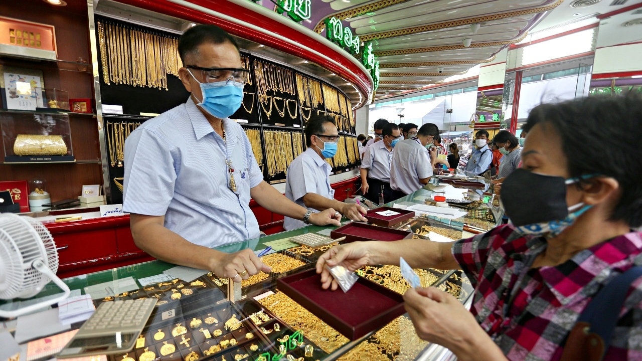 Giá vàng mới nhất hôm nay, ngày 11 tháng 6 năm 2022, đã mở cửa ở mức cao hơn vào sáng thứ Bảy.