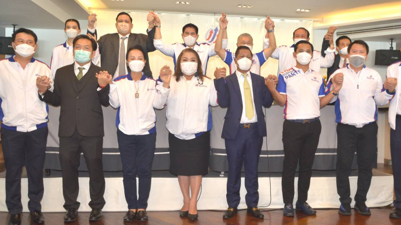 “ธรรมนัส” อุบ นั่งแคนดิเดตนายกฯ รับคุย "มิ่งขวัญ" จ่อ ใช้รังเก่า พปชร.