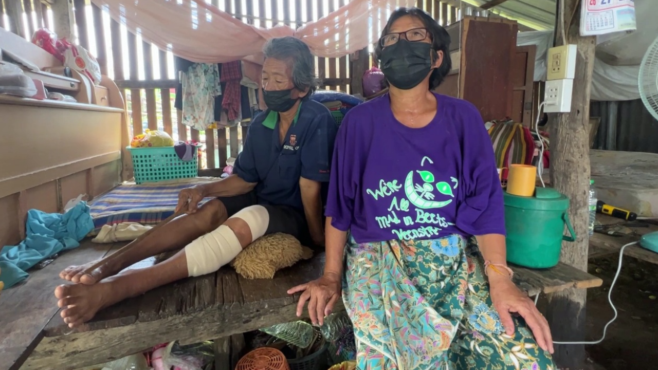 ชาวบ้านริมน้ำบางปะกง ผวา งดงมกุ้งชั่วคราว กลัวจระเข้กัด 