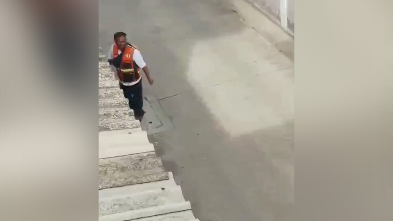 รวบแล้ววิน จยย.หื่น ฉุดนักเรียน ลากเข้าม่านรูด แฉตะโกนเรื่องผัวเมียอย่ายุ่ง