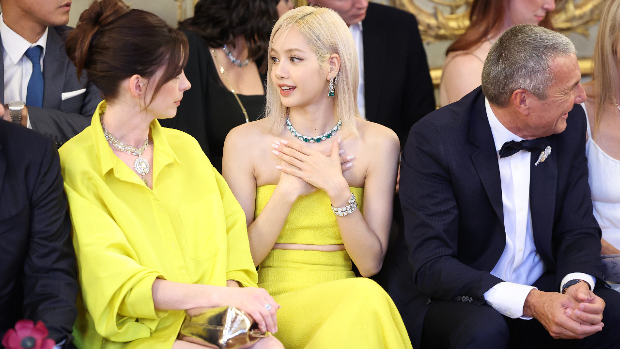 ชมภาพจัดเต็ม ลิซ่า Blackpink ร่วมงาน Bvlgari ที่ฝรั่งเศสกับดาราฮอลลีวูด