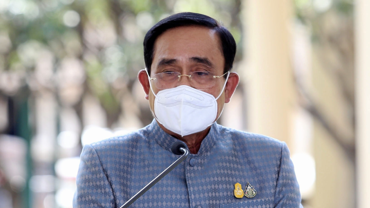 หลายพื้นที่สาธารณะเริ่มจัดงาน นายกฯ ย้ำต้องเคร่งมาตรการ หวั่นคลัสเตอร์