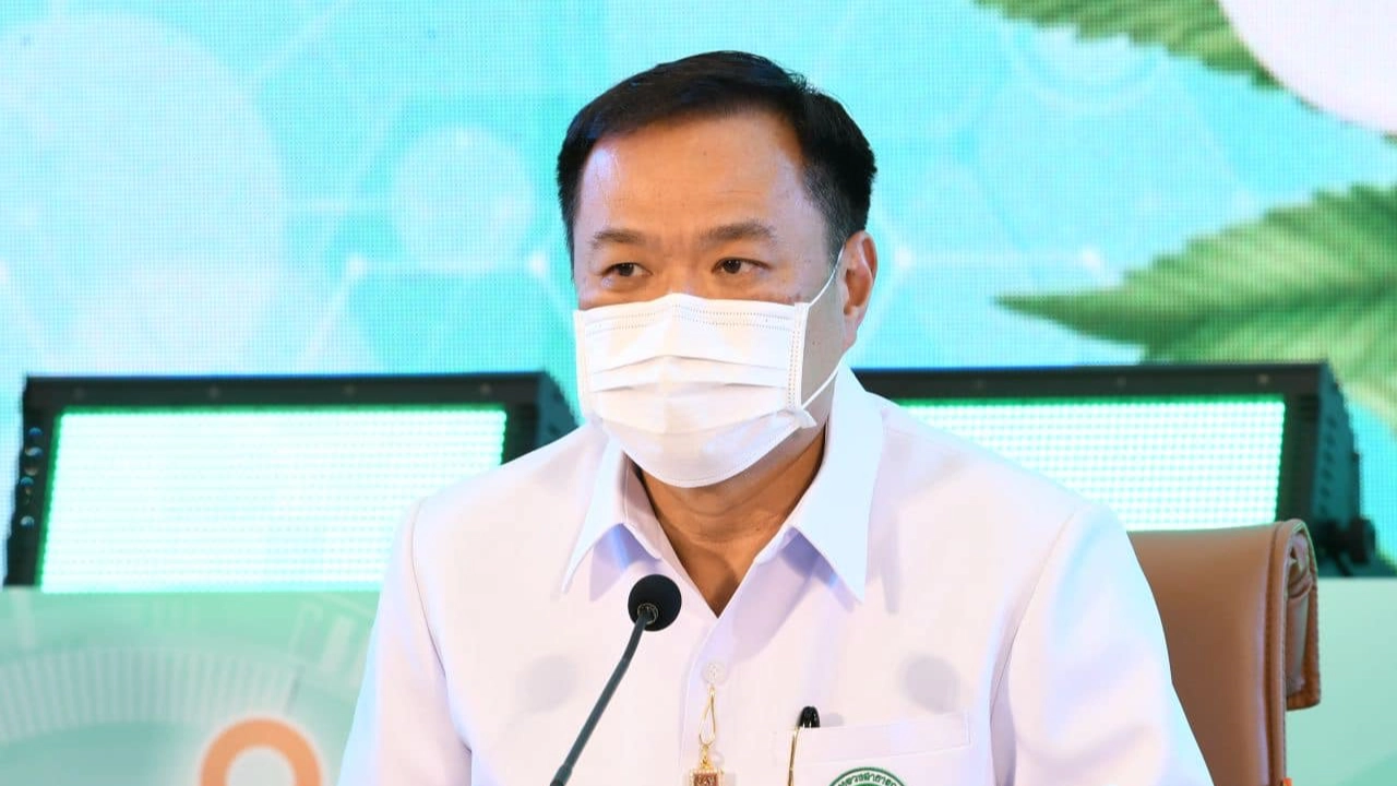 อย่าเที่ยววุ่นวายกับคนอื่น “เสี่ยหนู” ติงหมอชนบท ปมวัคซีนโควิดเหลือเพียบ