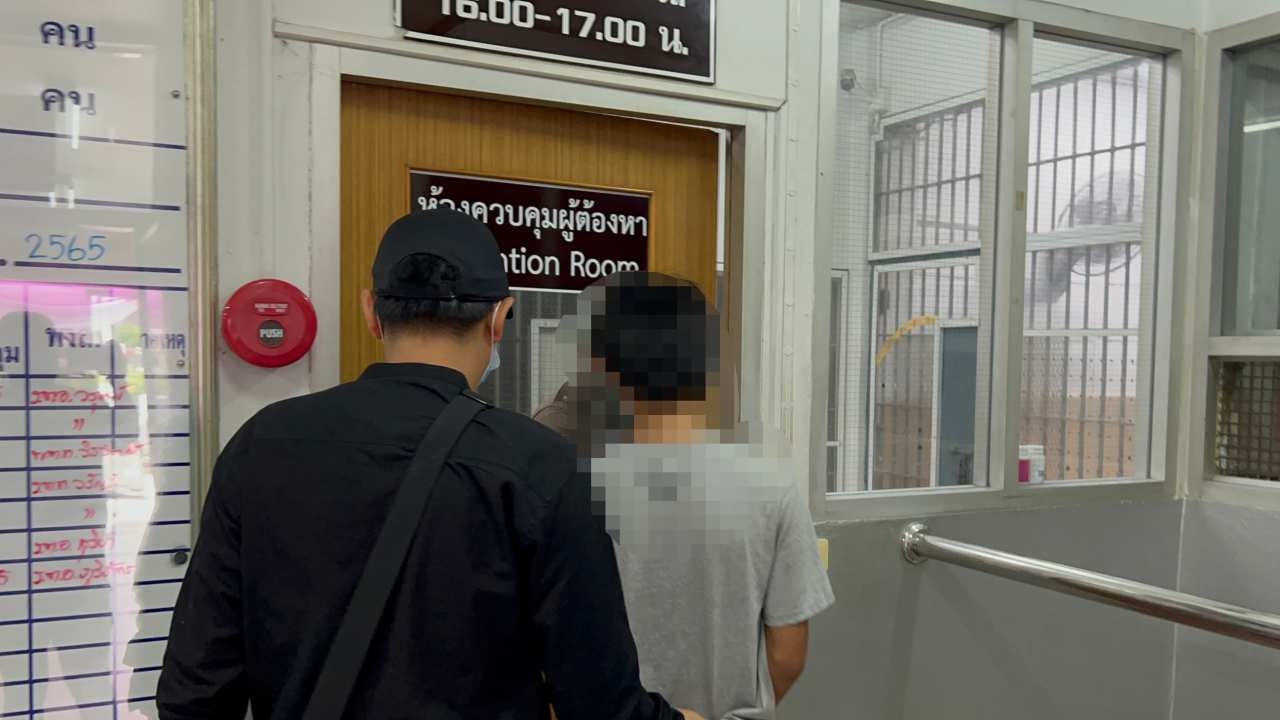 ออกหมายจับ มือยิงกับคนขับรถ คดียิงดาบตำรวจตาย ขณะระงับเหตุวัยรุ่นตีกัน